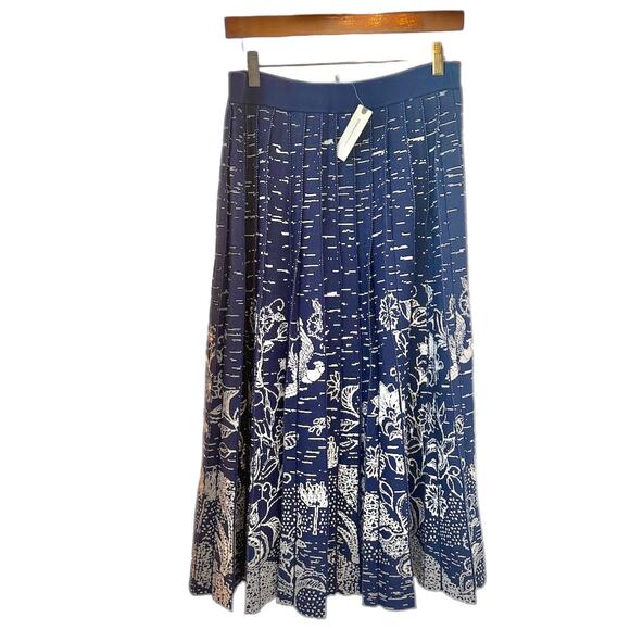 ANTHROPOLOGIE NWT White Floral & Navy Pleated Skirt – Size Large - Picture 6 of 10